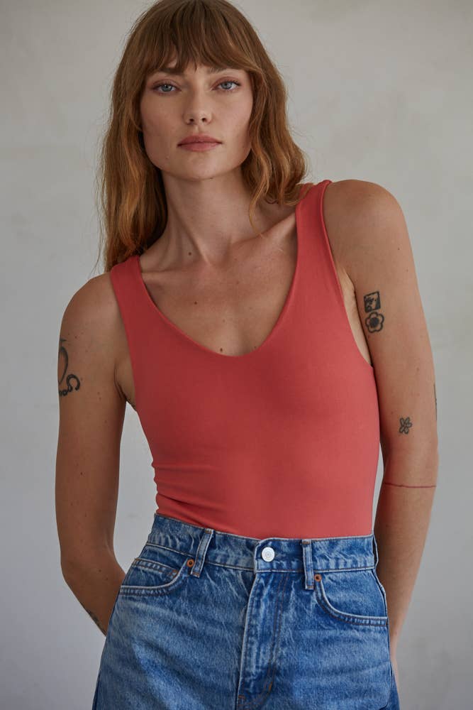 Double Layered Seamless U-V Neck Sleeveless Bodysuit