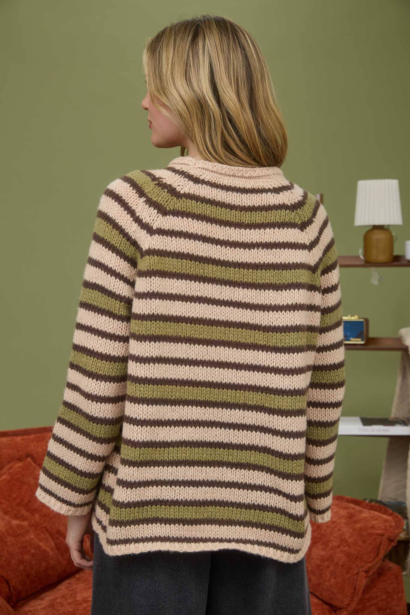 KANGAROO POCKET KNIT SWEATER