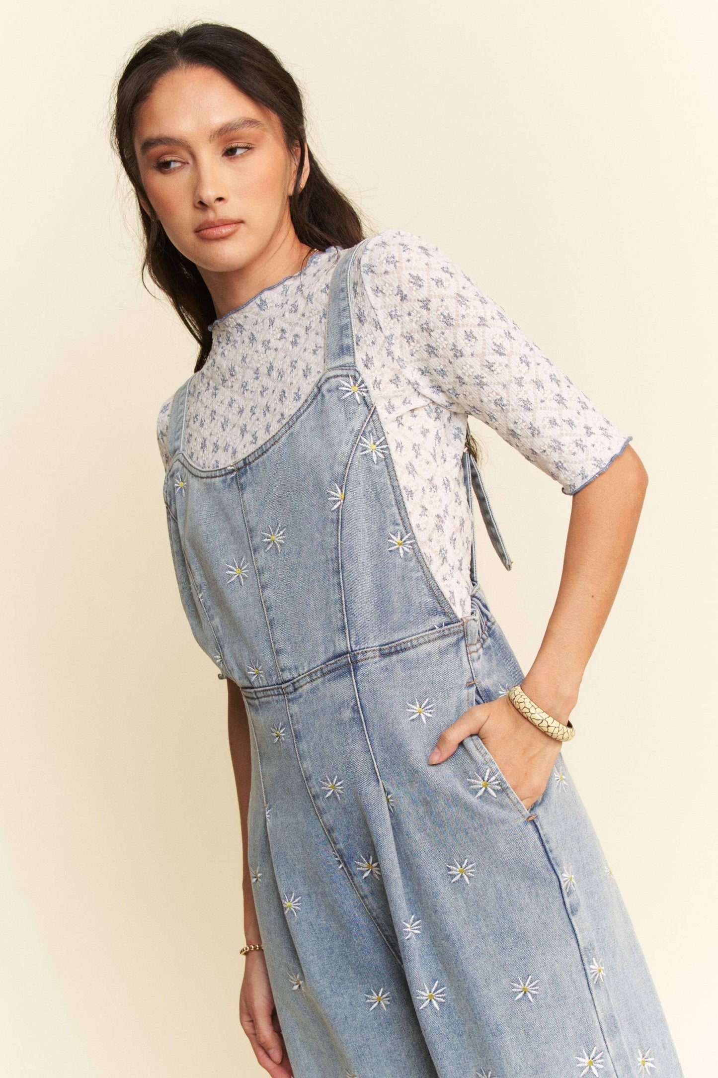 DAISY EMBROIDERED SIDE POCKET DENIM OVERALLS