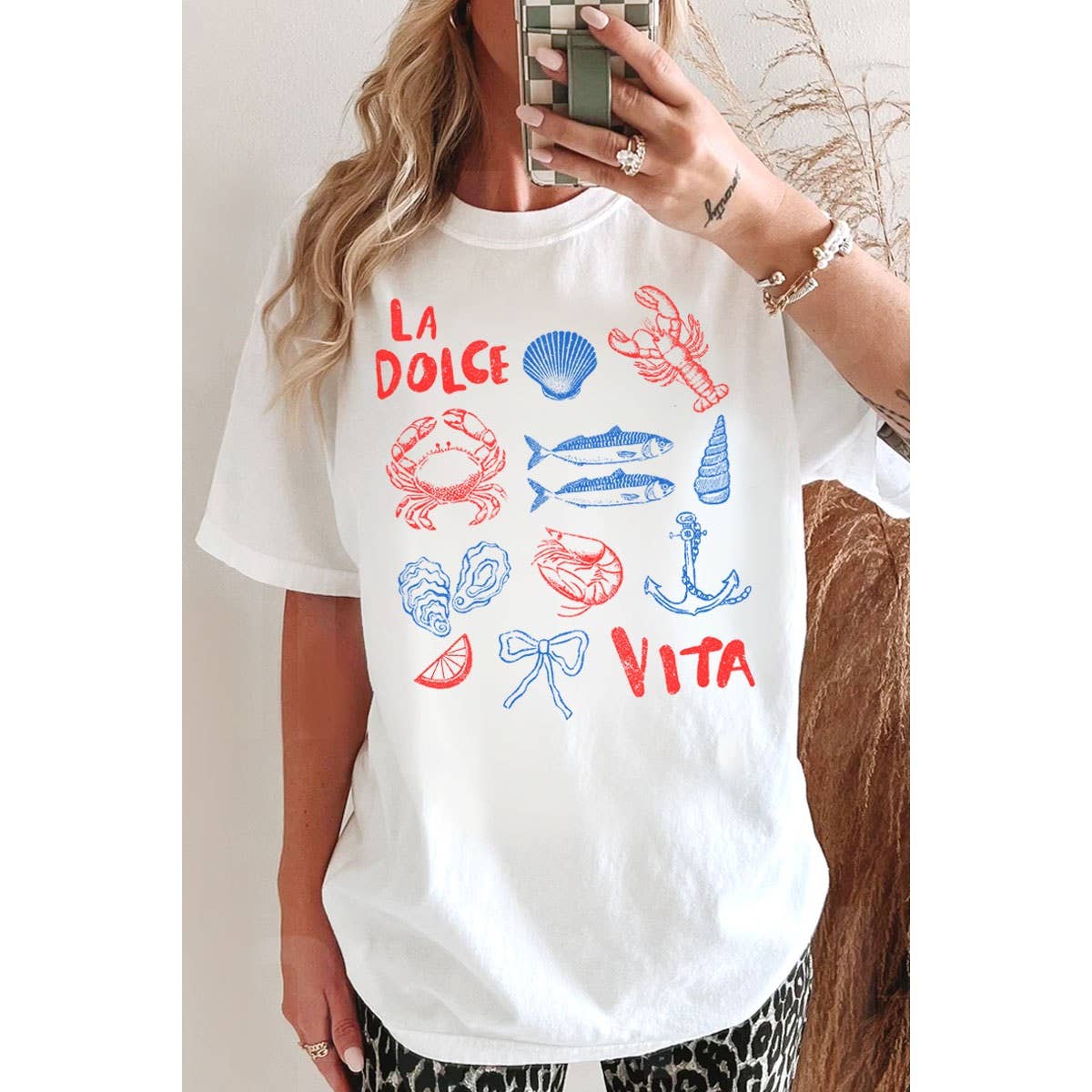 LA DOLCE VITA WASHED GRAPHIC TEE