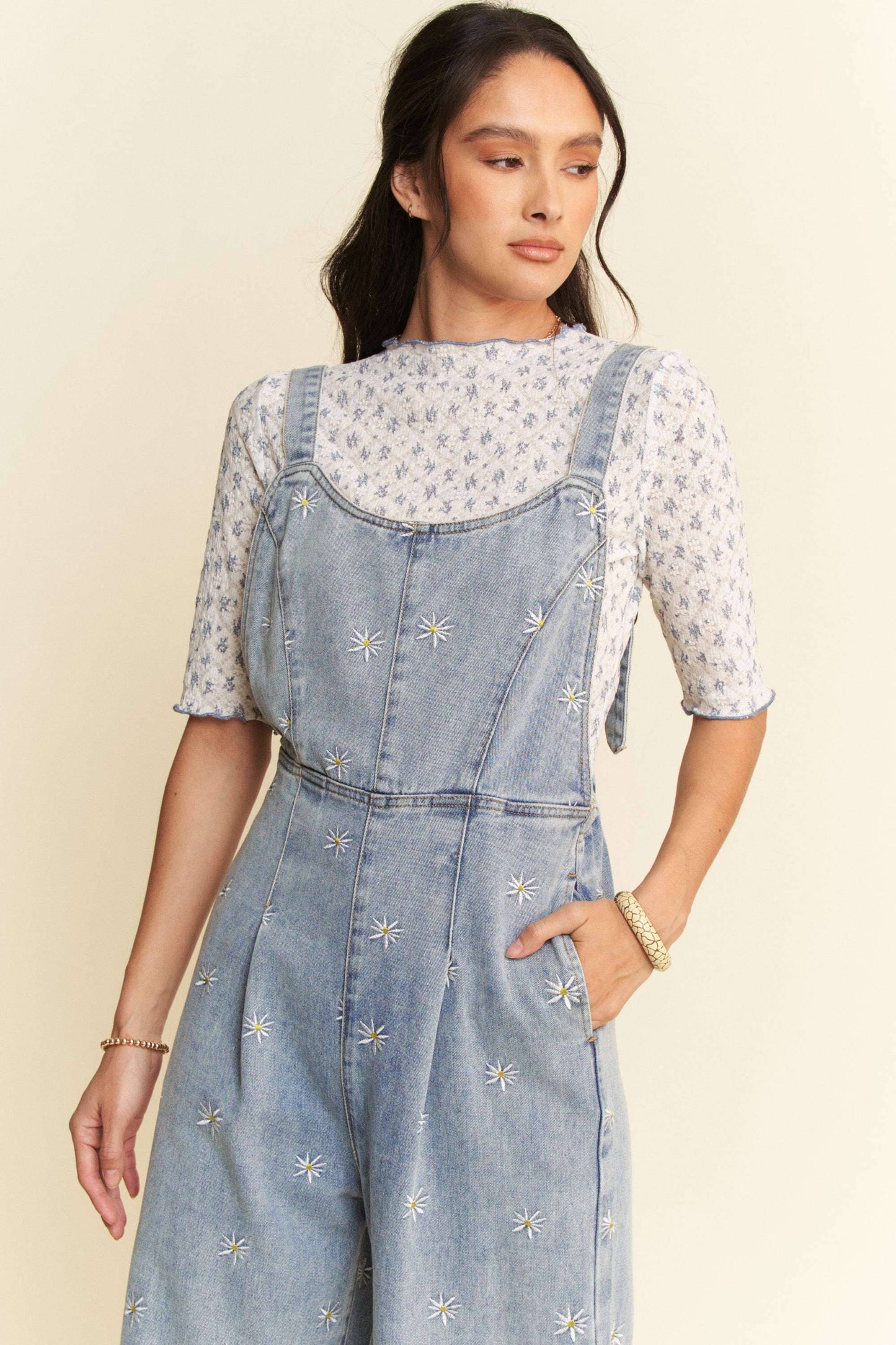 DAISY EMBROIDERED SIDE POCKET DENIM OVERALLS