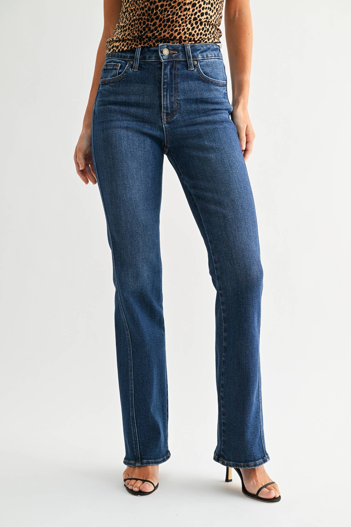 Mid Rise Seamed Bootcut Jeans – Dark Denim