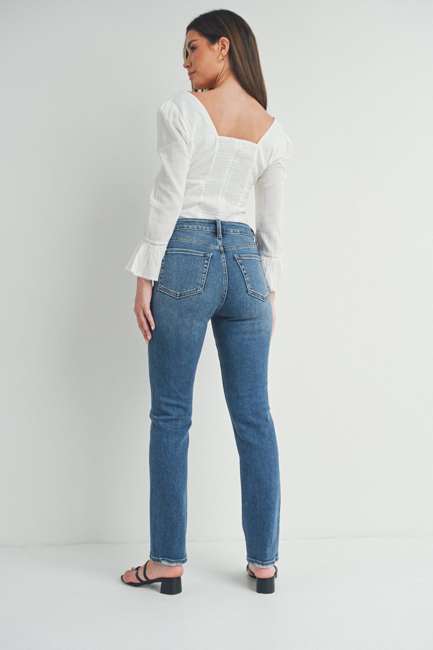 Slim Straight Jean