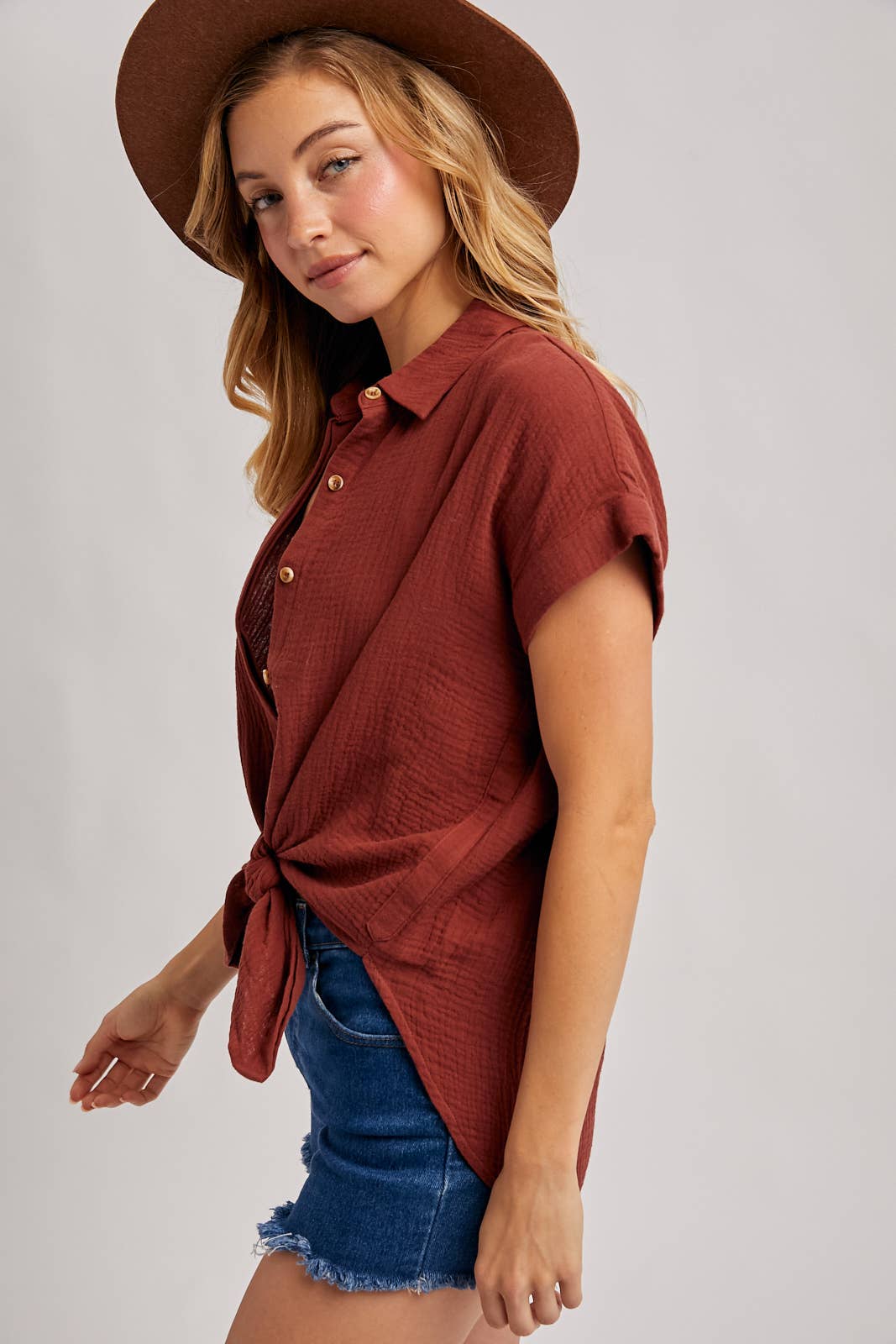 ESSENTIAL BUTTON UP COTTON SHIRT ( color options)