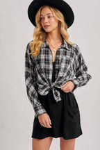 BUTTON DOWN DOLPHIN HEM PLAID SHIRT