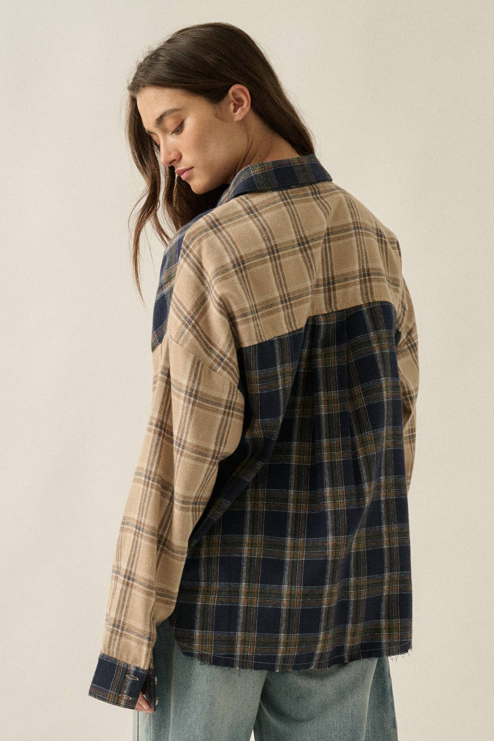 Colorblock Plaid Flannel Button-Up Shirt – Sand/Midnight
