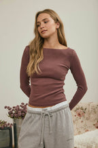 Boat Neck Long Sleeve Ribbed Knit Top – Maroon