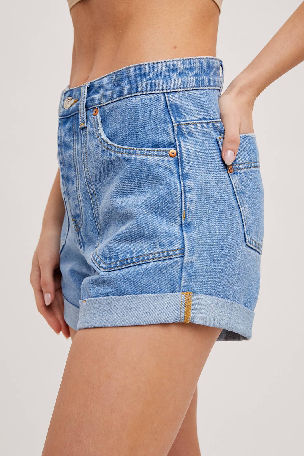 WESTERN POCKET DENIM SHORTS