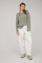 CREW NECK RIBBED LONG SLEEVE KNIT TOP