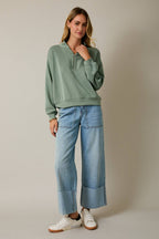 V-Neck Long Sleeve Zip Up Top – Green