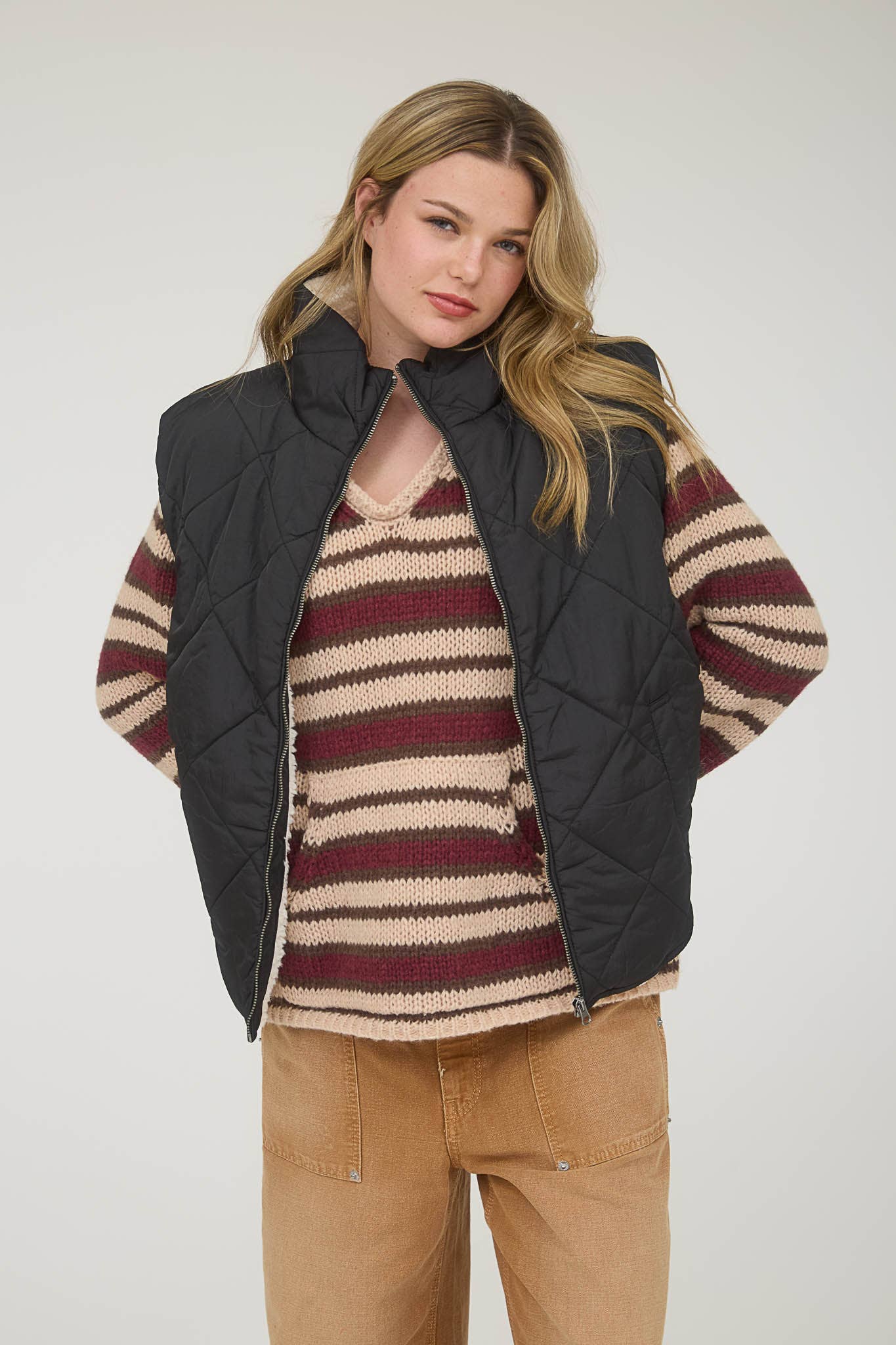 QUILTED ZIP UP FLEECE LINED PUFFER VEST