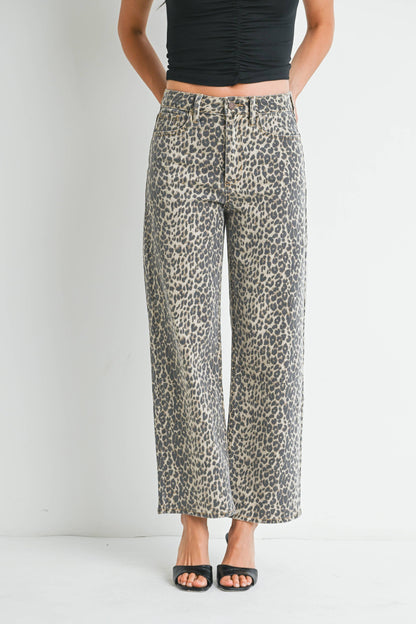 Leopard Vintage Straight Jeans