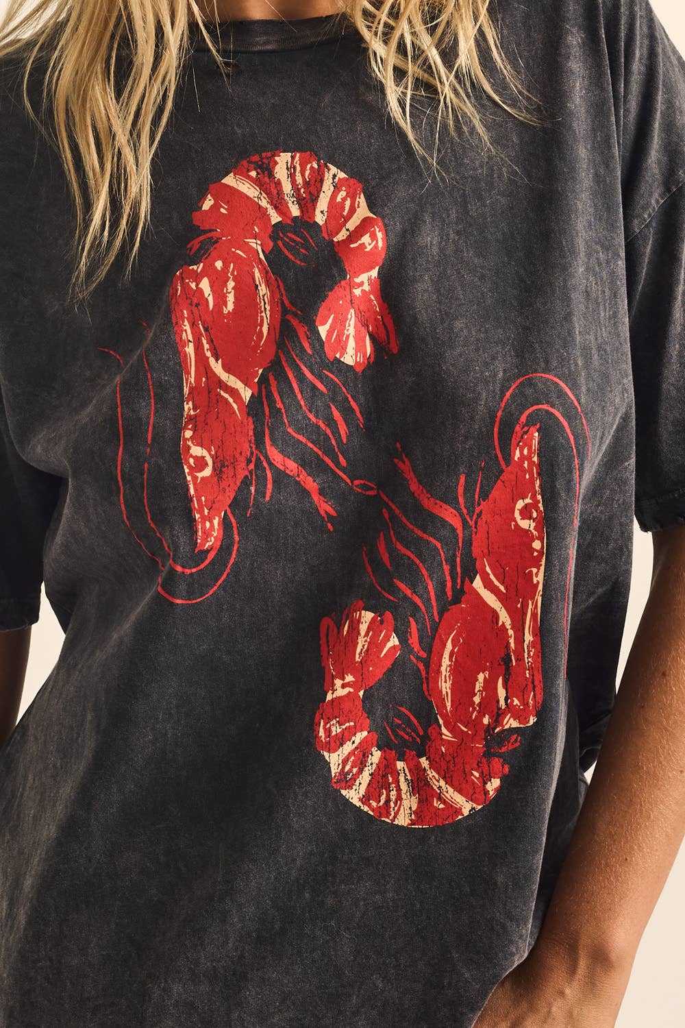 Crawfish Vintage-Wash Oversized Graphic Tee