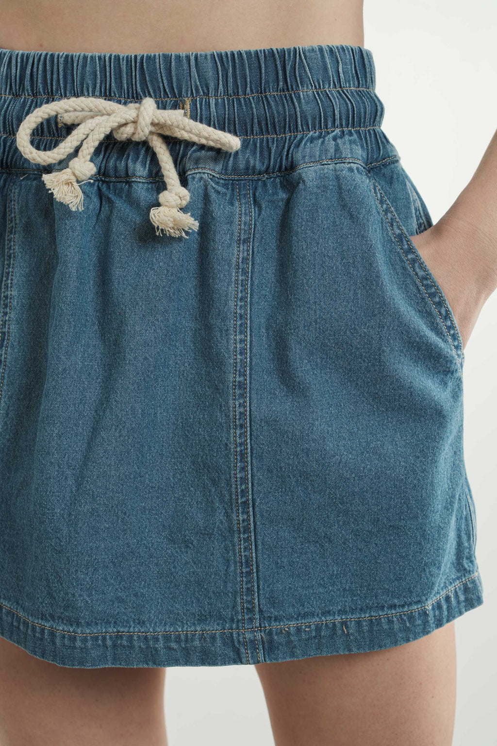 DENIM SMOCKED WAISTBAND SKORTS