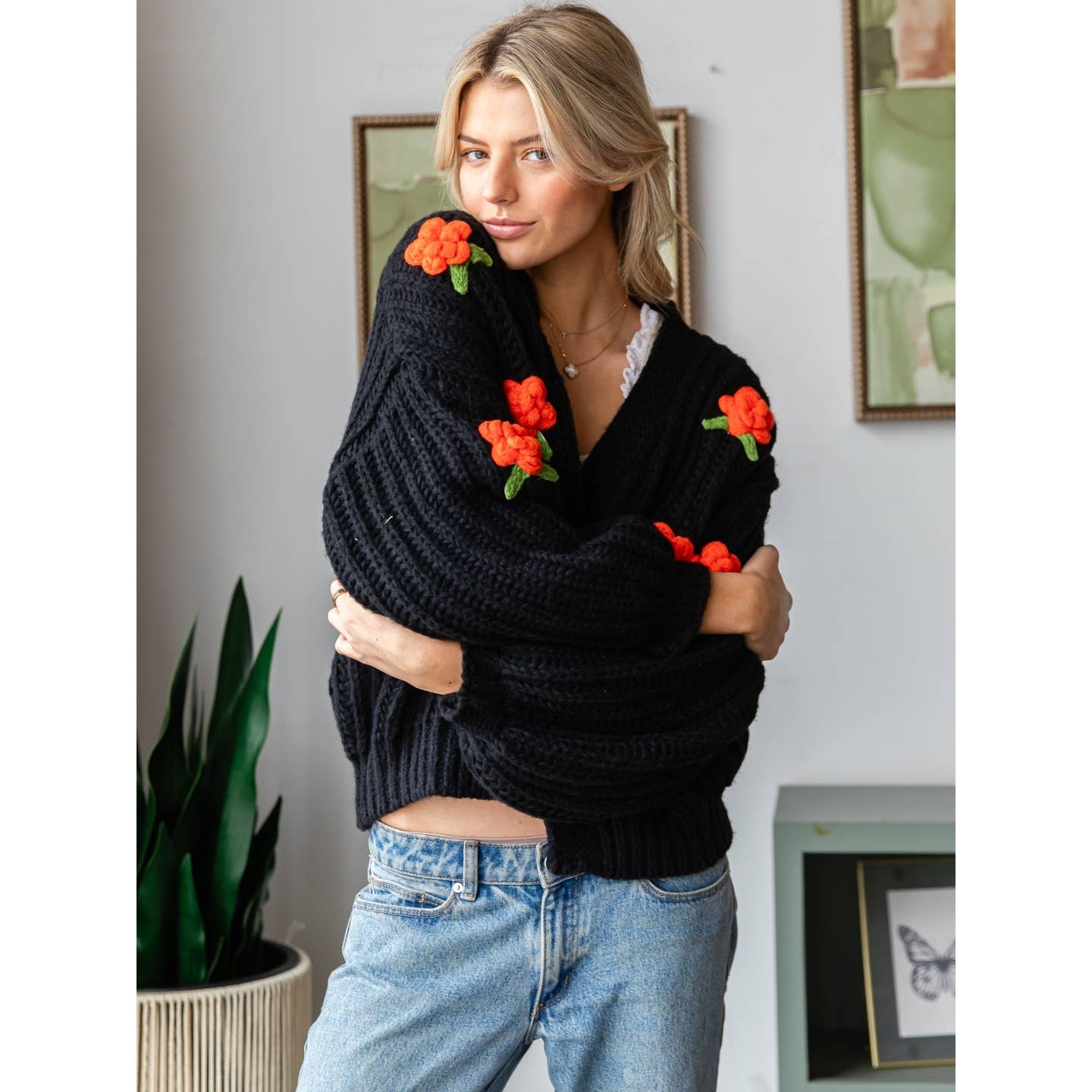 Flower Pom Pom Crop Cardigan