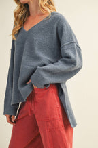 OVERSIZED V NECK SWEATER TOP
