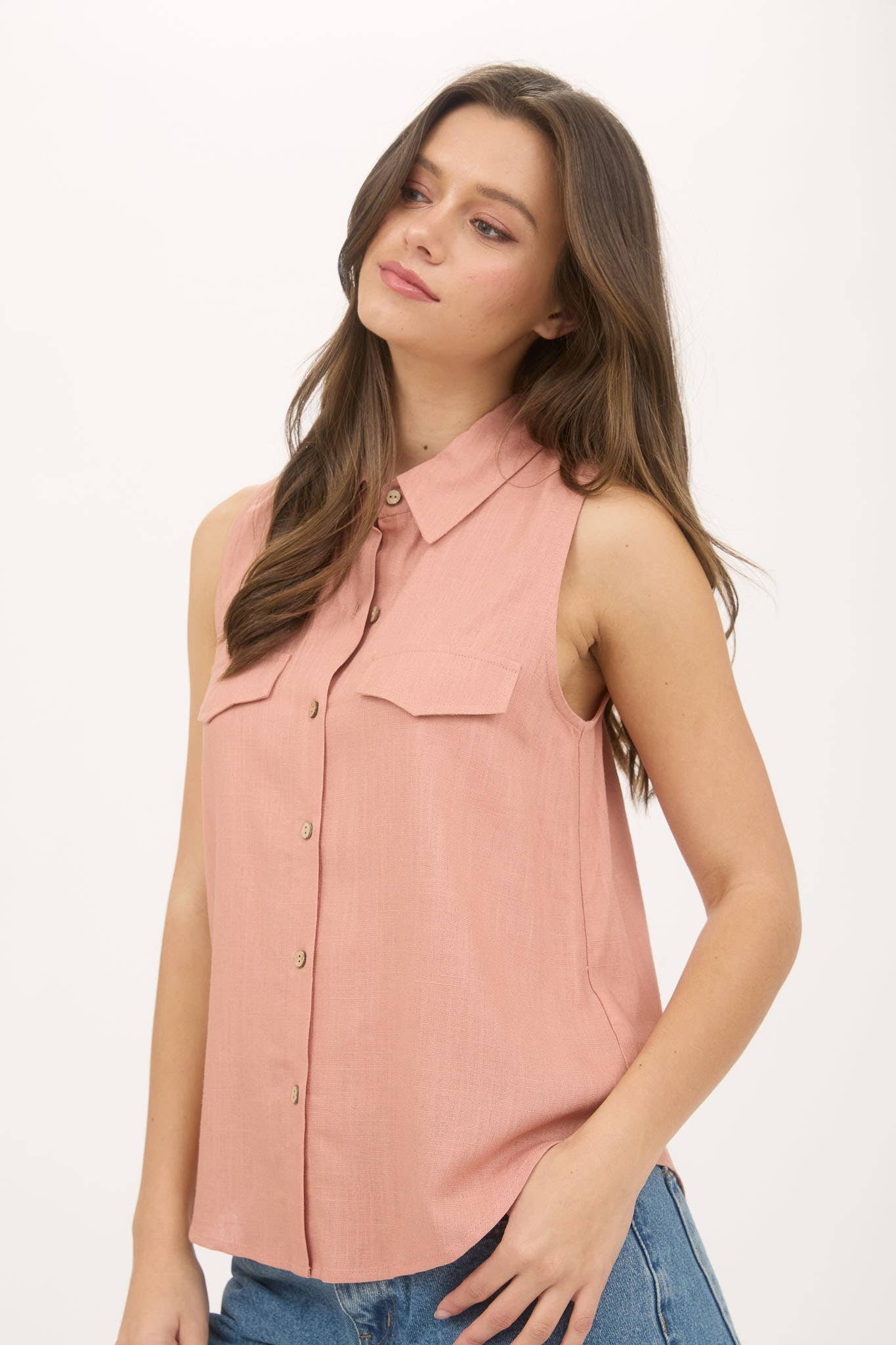 COLLARED BUTTON DOWN SLEEVELESS SHIRT