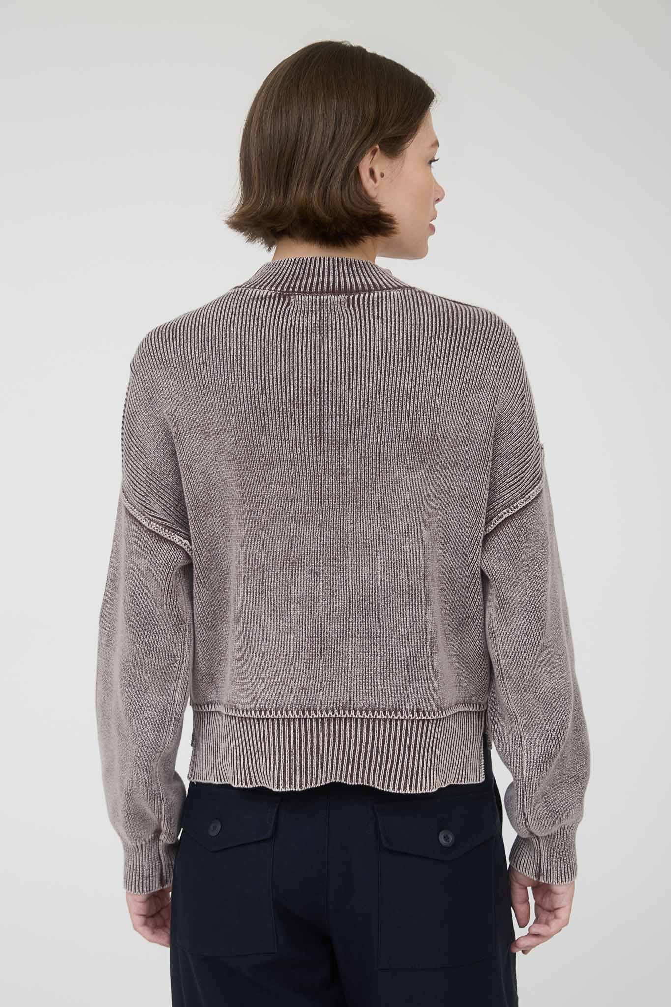 WASHED MOCK NECK PULLOVER SWEATER