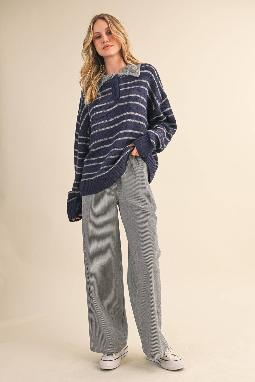 STRIPE SWEATER W/ COLLAR