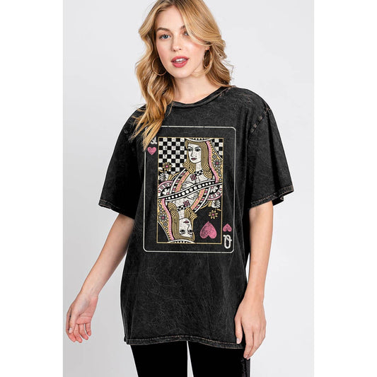 QUEEN OF HEARTS OVERSIZED TEE