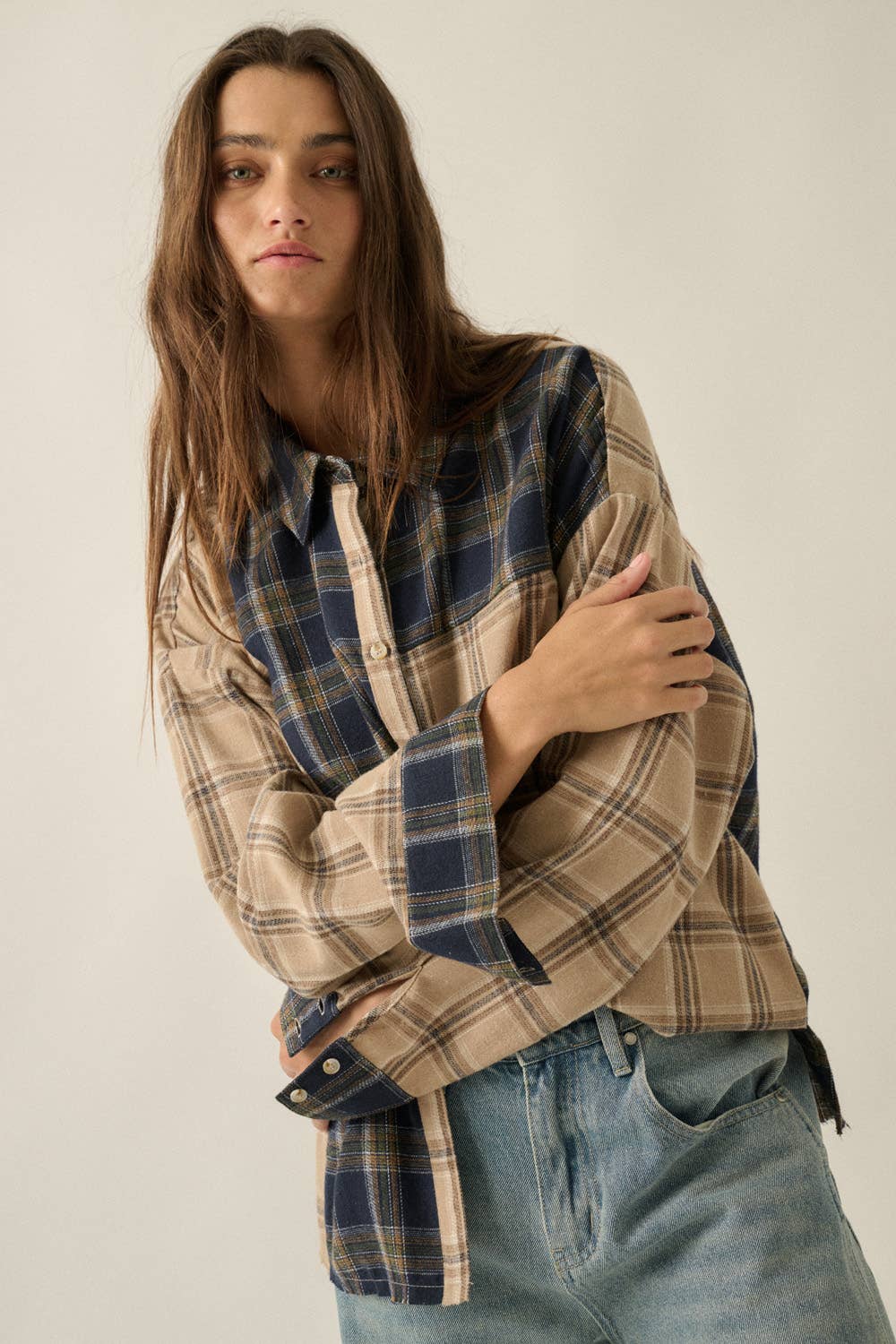 Colorblock Plaid Flannel Button-Up Shirt – Sand/Midnight