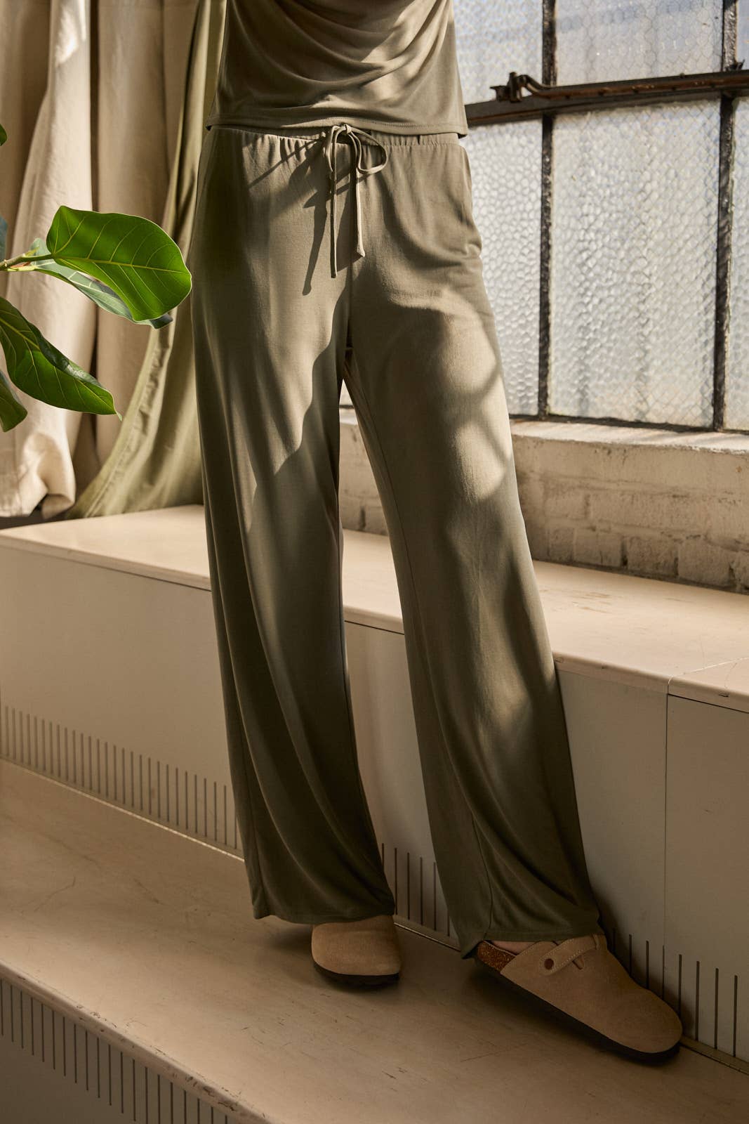 Elastic Waist Drawstring Wide Leg Pants - Flowy Palazzo Pants