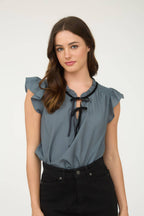 CONTRAST FRONT TIE DETAIL SHORT SLEEVE BLOUSE