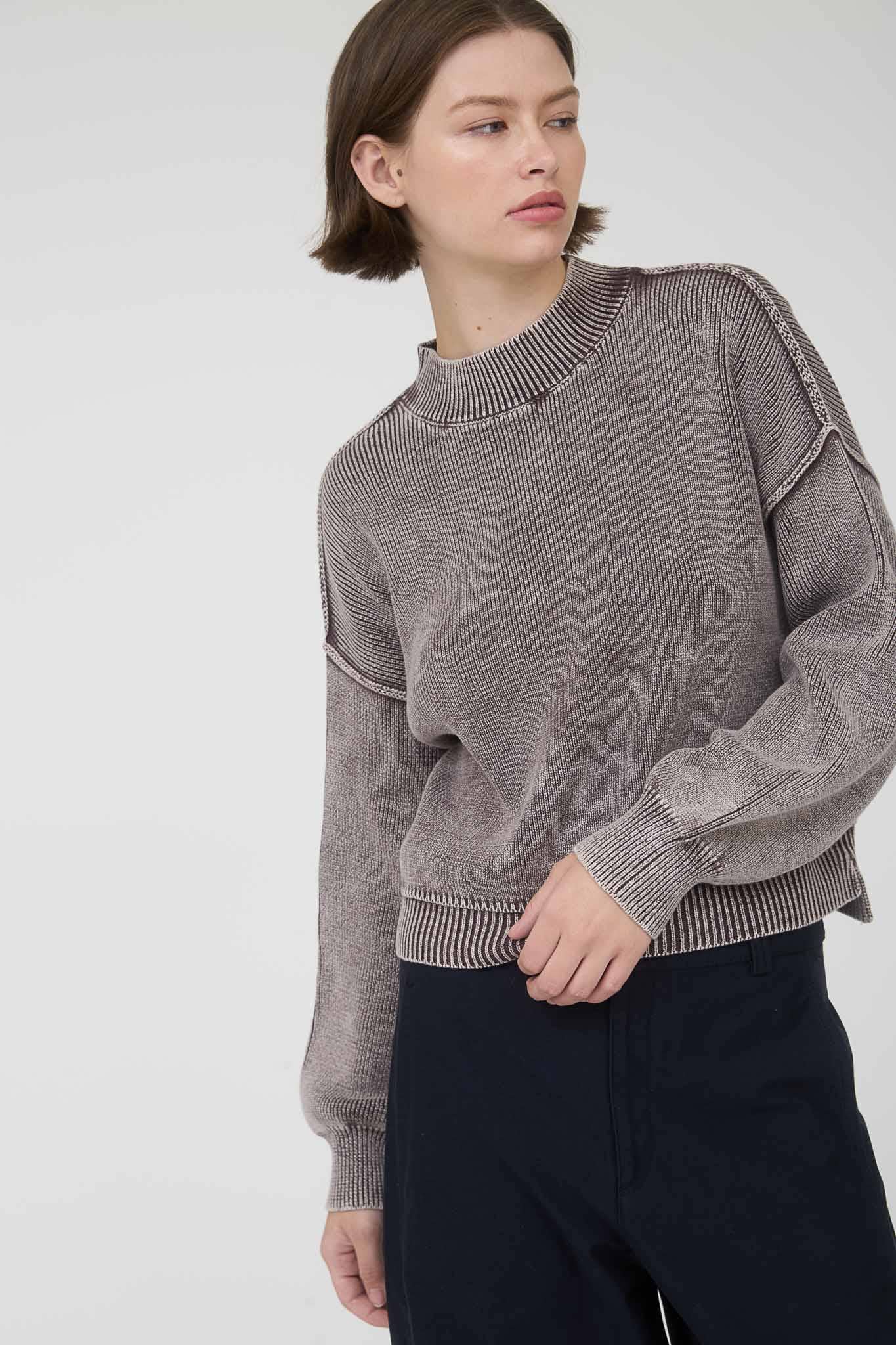 WASHED MOCK NECK PULLOVER SWEATER
