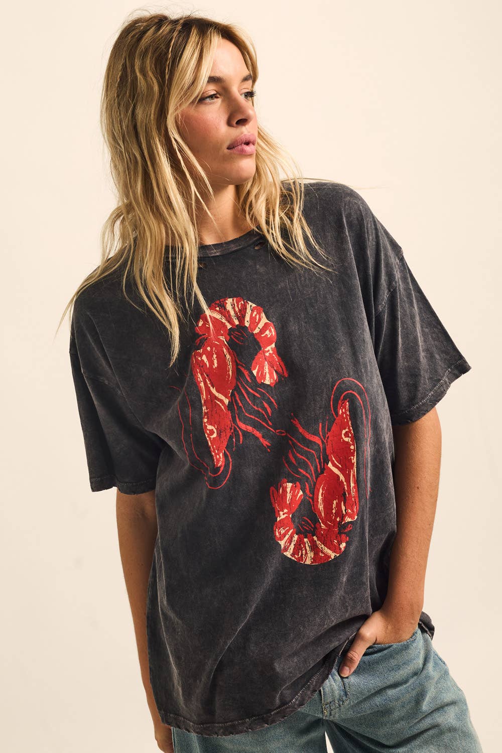 Crawfish Vintage-Wash Oversized Graphic Tee
