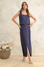 BUTTON AND SLIT FRONT LONG SKIRT