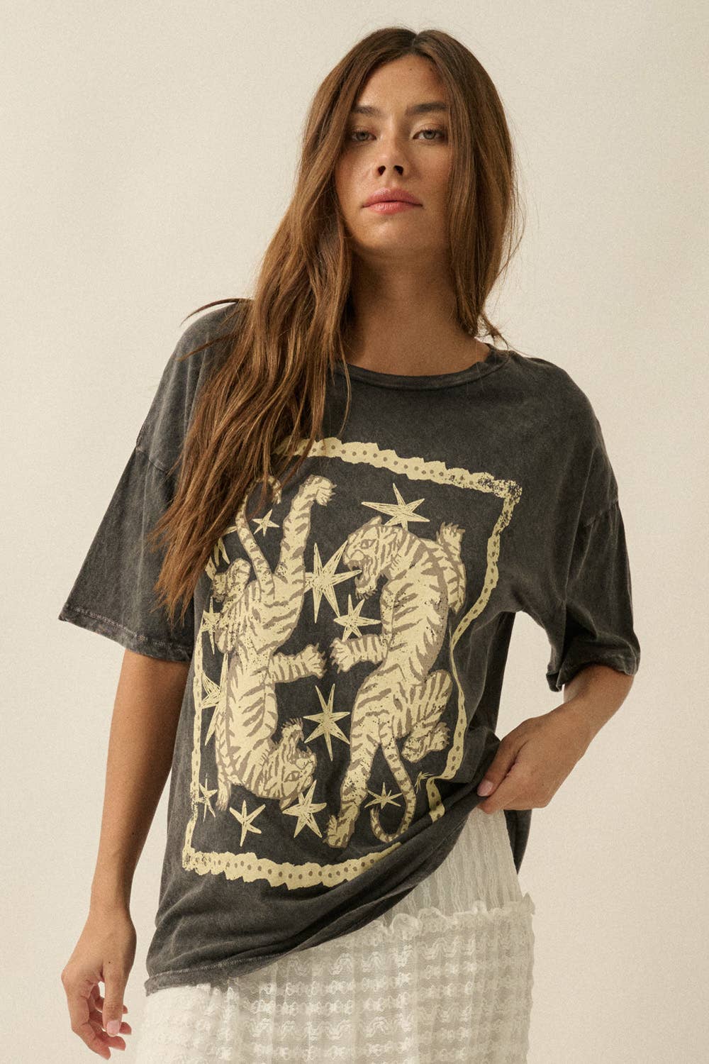 Tigers & Stars Vintage-Wash Oversized Graphic Tee – Charcoal