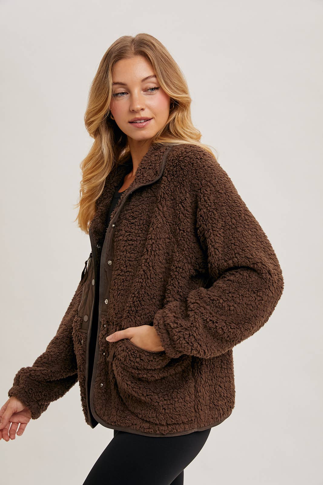 BUTTON DOWN FLEECE SHERPA JACKET