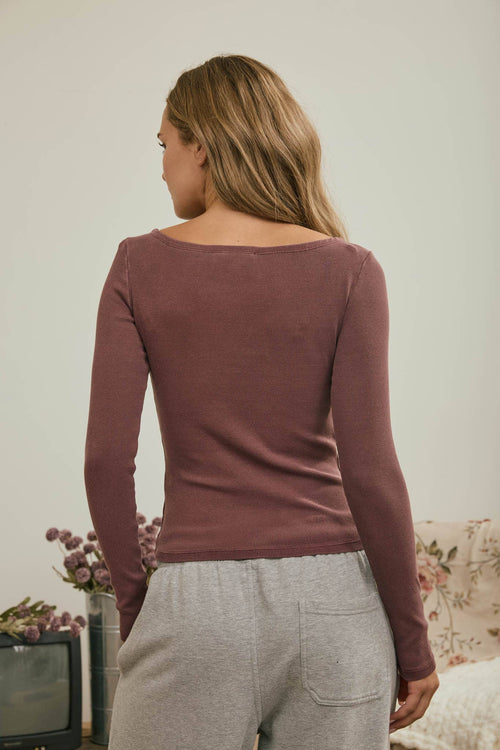 Boat Neck Long Sleeve Ribbed Knit Top – Maroon